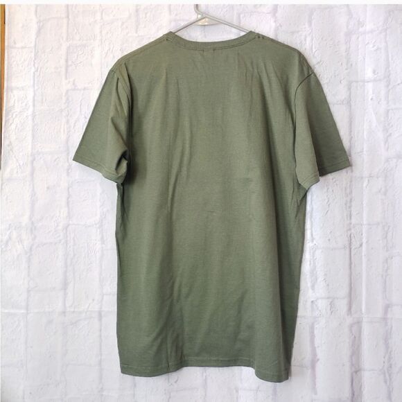 ADIRONDACKS Gildan Graphic Tee Army Green Unisex Medium - Picture 5 of 5
